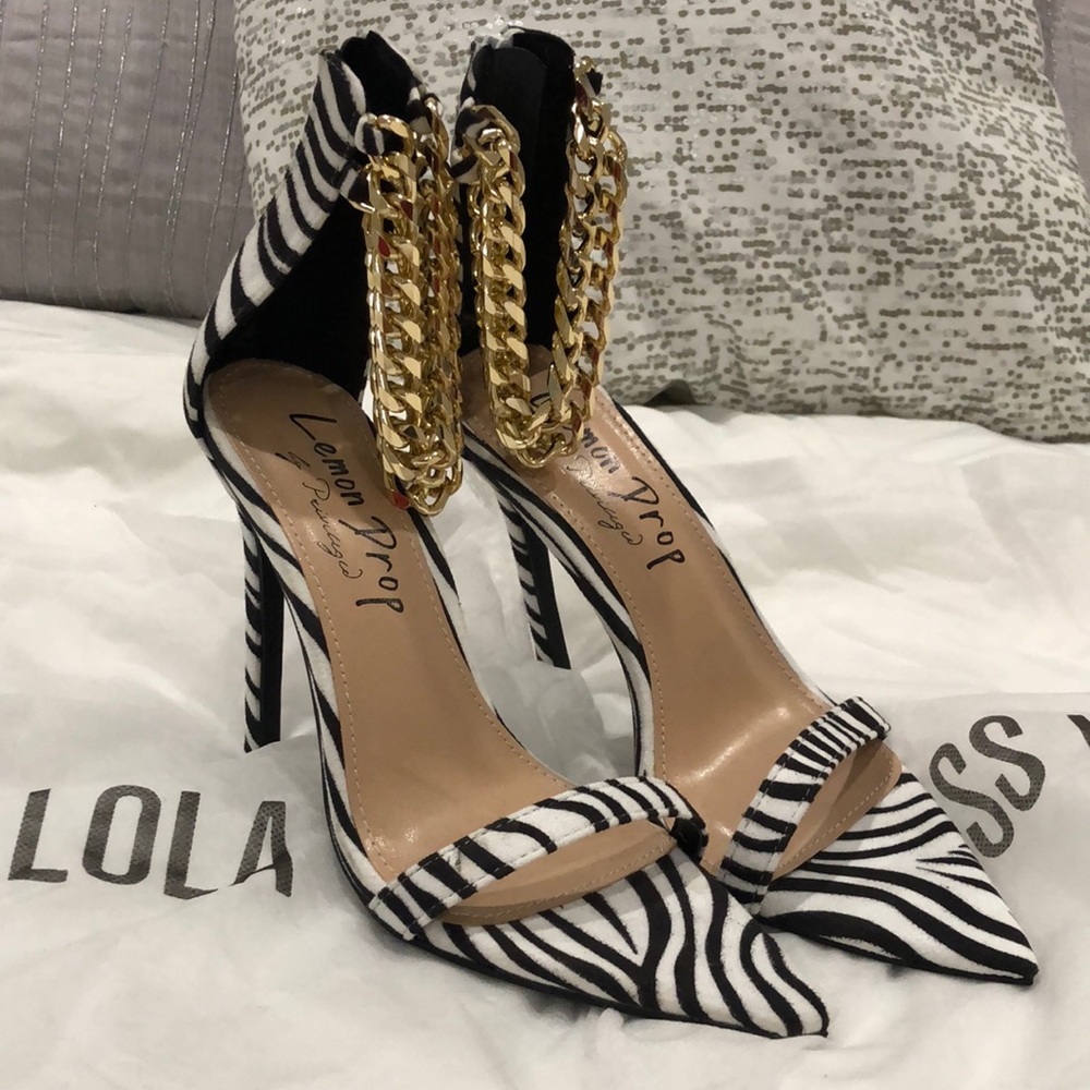 Zebra 4 1/2 inch heels